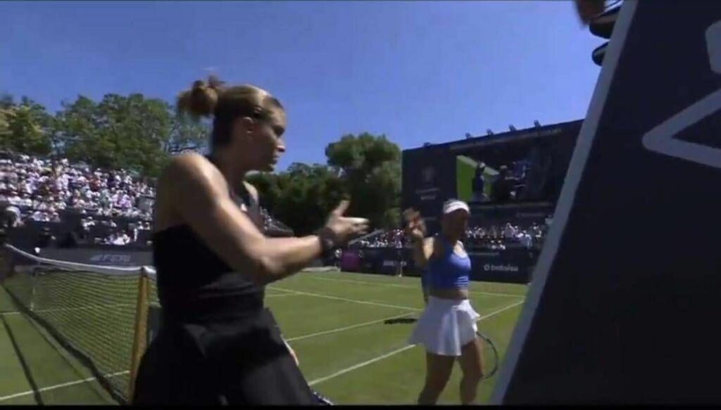 Tensione al Wta di Amburgo lite sottorete tra Sakkari e Putintseva Video 1