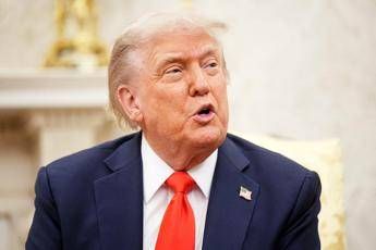 Trump blocca legge auto elettriche Per questo non piaccio piu a Musk. E annuncia dazi piu alti