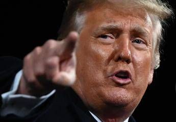 Trump minaccia la Columbia University Vi revoco laccreditamento