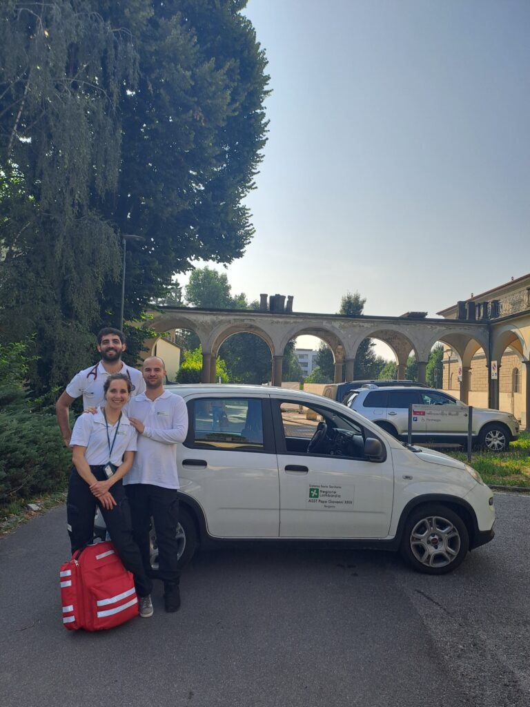 UCA vert Da sinistra i medici Simone Cuocina e Giulia Russo e linfermiere Loris Locatelli 1