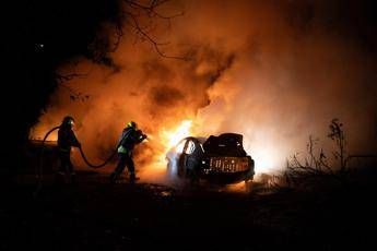 Ucraina Russia attacca Chernihiv 5 morti. Stallo negoziati Putin gela Zelensky