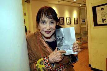 Adriana Asti morta la grande attrice di teatro e cinema aveva 94 anni Adriana Asti morta la grande attrice di teatro e cinema aveva 94 anni