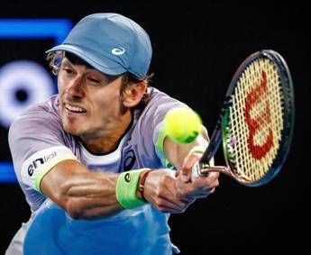 De Minaur vince il torneo di Washington Fokina beffato per 16 millimetri
