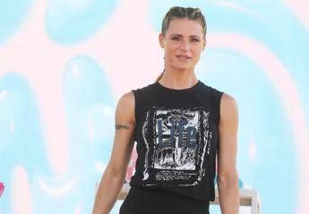 Michelle Hunziker Ho leta biologia di una ventenne perche vivo innamorata Michelle Hunziker Ho leta biologia di una ventenne perche vivo innamorata