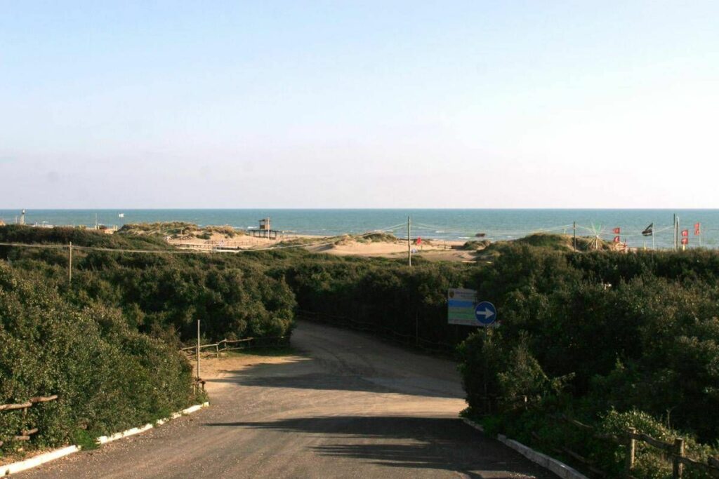 Ostia medici Sima Preoccupazione per spiagge Cancelli senza bagni con caldo estremo
