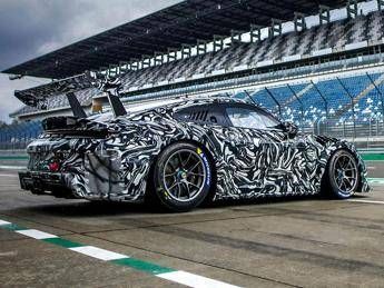 Porsche 911 Cup 992.2 debutto ufficiale nella stagione 2026 Porsche 911 Cup 992.2 debutto ufficiale nella stagione 2026