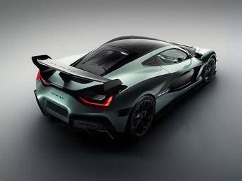 Rimac Nevera R premiata con il Red Dot Award 2025 Rimac Nevera R premiata con il Red Dot Award 2025