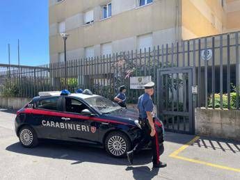 Sequestrati in auto per ore e rapinati notte di terrore per due giovani di Ardea arrestata coppia Sequestrati in auto per ore e rapinati notte di terrore per due giovani di Ardea arrestata coppia