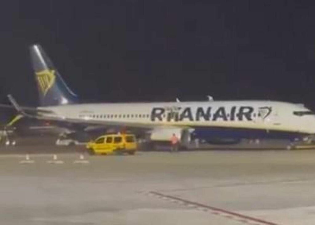 Spagna incendio su volo Ryanair a Maiorca 18 feriti lievi