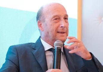 Sud Foti Piccoli centri saranno accompagnati verso la morte Sud Foti Piccoli centri saranno accompagnati verso la morte
