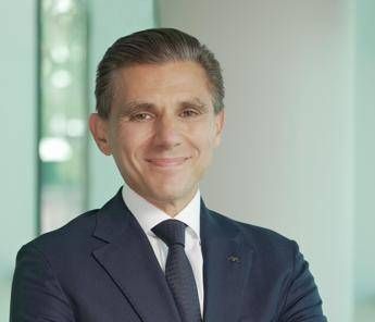 Assicurazioni AXA acquisisce 51 di Prima per 05 miliardi