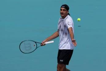 Atp Cincinnati Sonego avanti e Cobolli subito k.o Atp Cincinnati Sonego avanti e Cobolli subito k.o