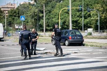Donna travolta e uccisa da auto rubata a Milano fermati 4 minorenni Donna travolta e uccisa da auto rubata a Milano fermati 4 minorenni