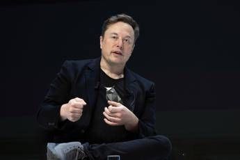 Elon Musk il patrimonio sfonda il tetto dei 600 miliardi di dollari