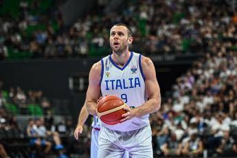 Eurobasket lItalia batte la Spagna e vede il primo posto nel girone