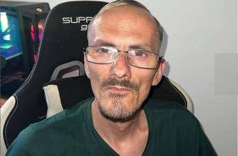Francia noto streamer muore dopo diretta maratona di 10 giorni di sevizie Francia noto streamer muore dopo diretta maratona di 10 giorni di sevizie