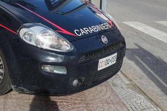 Gardone Riviera simulano di gettarsi sotto le auto ma uno viene travolto 27enne in ospedale Gardone Riviera simulano di gettarsi sotto le auto ma uno viene travolto 27enne in ospedale