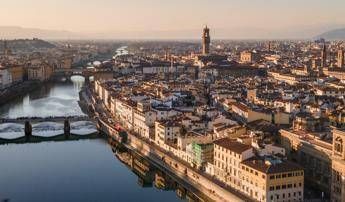 Il caso del cubo nero nel centro di Firenze Schmidt Intervenga Unesco