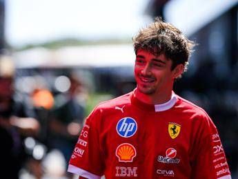 Leclerc Titolo alla McLaren Guidare la Ferrari vale di piu. E su Hamilton