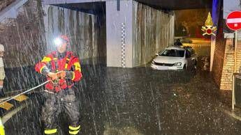 Maltempo flagella il Centro Nord temporali e allagamenti dal Veneto al Lazio Maltempo flagella il Centro Nord temporali e allagamenti dal Veneto al Lazio