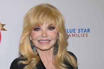 Morta Loni Anderson star di Wkrp a Cincinnati e simbolo di unepoca Morta Loni Anderson star di Wkrp a Cincinnati e simbolo di unepoca
