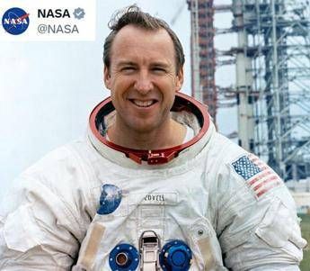 Morto lastronauta Jim Lovell comandante dellApollo 13 lannuncio della Nasa Morto lastronauta Jim Lovell comandante dellApollo 13 lannuncio della Nasa