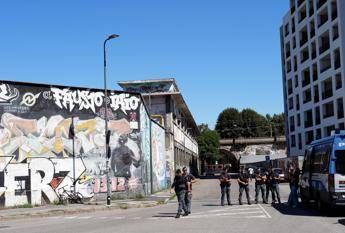 Non solo Leoncavallo nel mirino altri 128 attenzione Viminale su CasaPound e Spin Time Non solo Leoncavallo nel mirino altri 128 attenzione Viminale su CasaPound e Spin Time