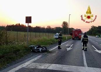 Scontro tra auto e moto nel milanese un morto e un ferito Scontro tra auto e moto nel milanese un morto e un ferito