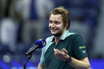 Sinner Bublik domani agli US Open ottavi di finale orario tv e precedenti Sinner Bublik domani agli US Open ottavi di finale orario tv e precedenti