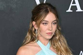 Trump elogia Sydney Sweeney dopo aver scoperto che e repubblicana Trump elogia Sydney Sweeney dopo aver scoperto che e repubblicana