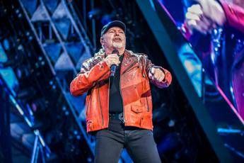 Vasco Rossi lo sfogo sui fan Non faccio parte del biglietto vacanza