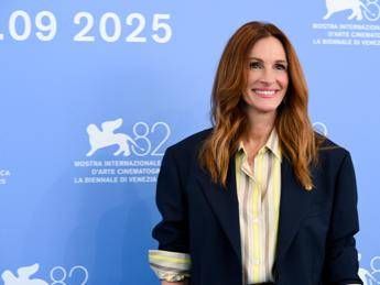 Venezia 2025 Julia Roberts Il film di Guadagnino fa discutere E la nostra speranza Venezia 2025 Julia Roberts Il film di Guadagnino fa discutere E la nostra speranza