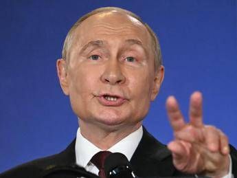 Vertice in Alaska Financial Times Putin ha chiesto ritiro Kiev dal Donetsk Vertice in Alaska Financial Times Putin ha chiesto ritiro Kiev dal Donetsk