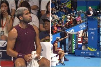 Alcaraz lite con il giudice di sedia a Tokyo Non hai mai giocato a tennis