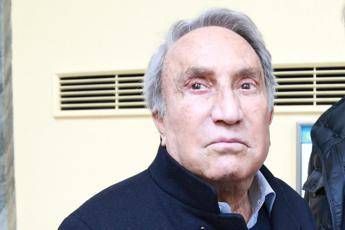 Apprensione per Emilio Fede si aggravano le condizioni di salute Apprensione per Emilio Fede si aggravano le condizioni di salute