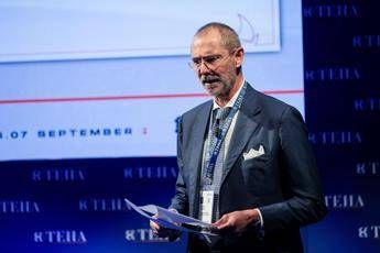 Cernobbio De Molli Da imprese e investitori fiducia alta su Meloni Cernobbio De Molli Da imprese e investitori fiducia alta su Meloni