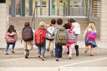 Crescere un figlio in Italia Costa di media 156mila euro con rincaro del 12 dal 2022