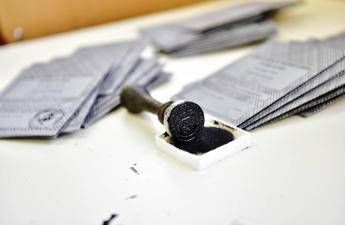 Elezioni Valle dAosta primi dati Union Valdotaine in vantaggio