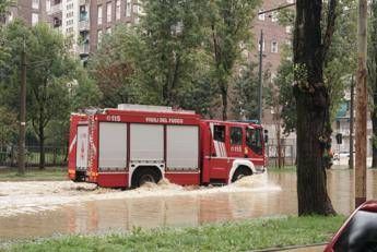 Emilia Romagna emergenza maltempo e evacuazioni allerta per fiume Senio Emilia Romagna emergenza maltempo e evacuazioni allerta per fiume Senio