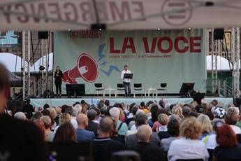 Festival di Emergency oltre 5mila persone per la prima giornata Festival di Emergency oltre 5mila persone per la prima giornata