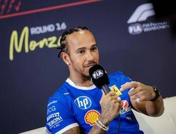 Hamilton Gp Monza penalizzazione eccessiva. Fin qui con la Ferrari una corsa su montagne russe Hamilton Gp Monza penalizzazione eccessiva. Fin qui con la Ferrari una corsa su montagne russe