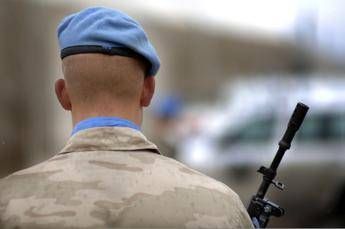 Libano Unifil denuncia attacco Israele Granate Idf vicino a Caschi Blu Libano Unifil denuncia attacco Israele Granate Idf vicino a Caschi Blu