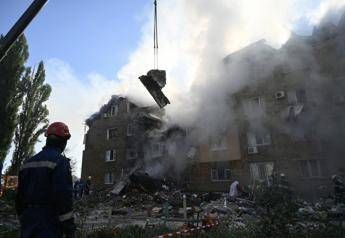 Maxi attacco russo sullUcraina droni e missili su Kiev colpite diverse citta