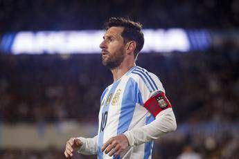 Messi ultima partita con lArgentina in patria. Scaloni scoppia a piangere Messi ultima partita con lArgentina in patria. Scaloni scoppia a piangere