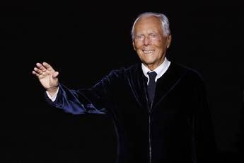 Morte Armani il nodo eredita la Fondazione e il patrimonio da 13 miliardi Morte Armani il nodo eredita la Fondazione e il patrimonio da 13 miliardi