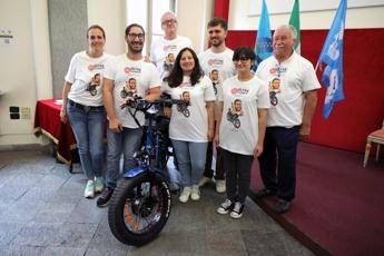 Oltre i limiti 800 km in triciclo da Torino a Roma in favore dei diritti delle persone con disabilita Oltre i limiti 800 km in triciclo da Torino a Roma in favore dei diritti delle persone con disabilita