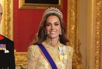 Rivali alla cena con Trump Kate ruba la scena a Camilla. E la regina la mette da parte Rivali alla cena con Trump Kate ruba la scena a Camilla. E la regina la mette da parte