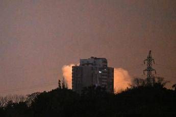 Ucraina nuovi raid russi nella notte massiccio attacco su Kiev