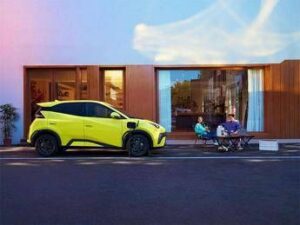 BYD TECH PILLS 3 Vehicle to Load quando lauto diventa una fonte di energia