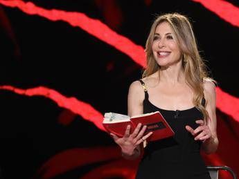 Belve Francesca Fagnani incassa il si di Maria De Filippi